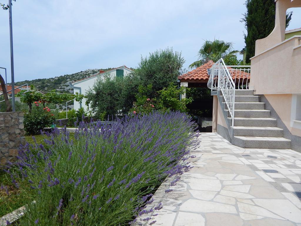 Apartments Nedjeljka Ražanj Εξωτερικό φωτογραφία