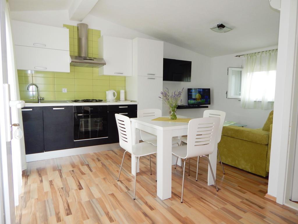 Apartments Nedjeljka Ražanj Εξωτερικό φωτογραφία