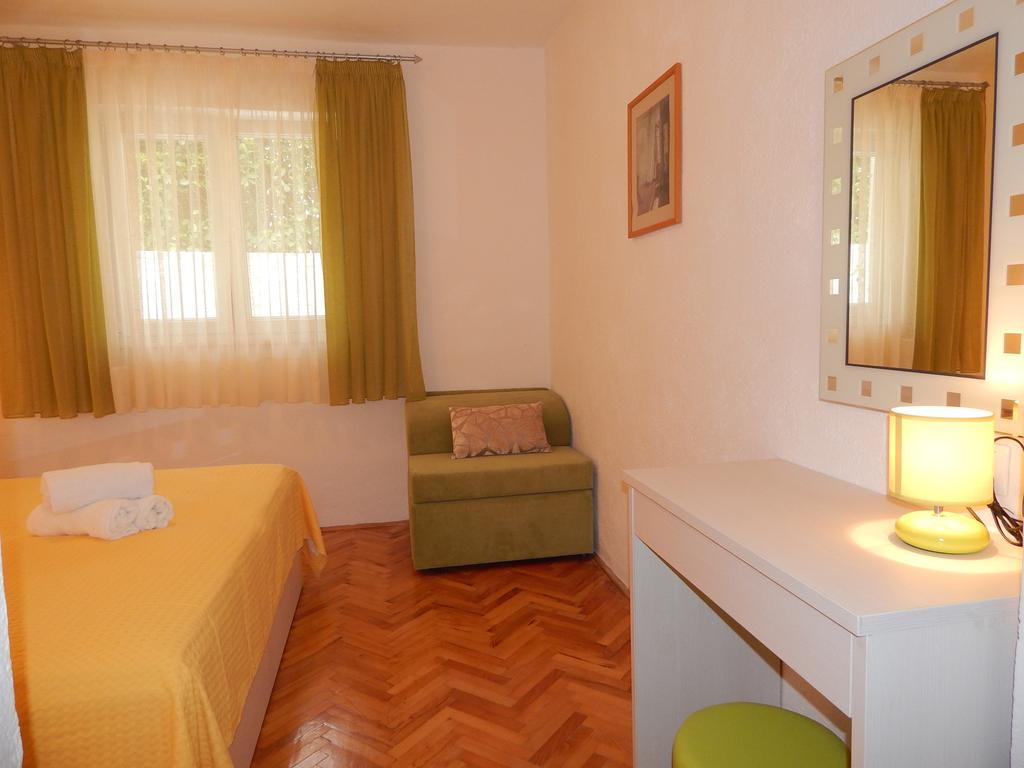 Apartments Nedjeljka Ražanj Δωμάτιο φωτογραφία